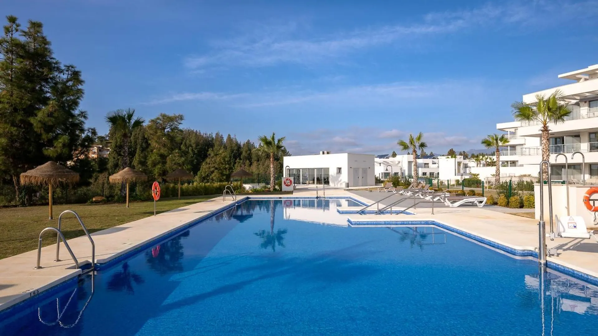Modern 3-Bedroom Apartment In Vitta Nature Mijas 0*, 밀야스코스타